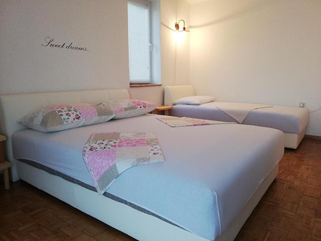 Holiday Home Villa Marin Stanici Buitenkant foto